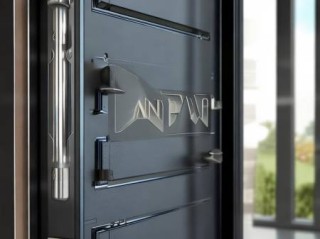 盼盼防盗门VS盼盼超烁：安全性能哪家强？