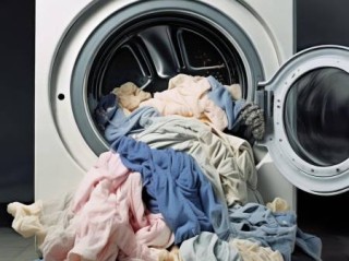 洗衣机甩干时振动原因大揭秘