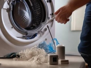 波轮洗衣机排污口位置与清理方法指南