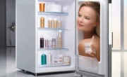 雅琳娜化妆品冰箱：美妆新宠，冷藏保鲜，焕发肌肤光彩