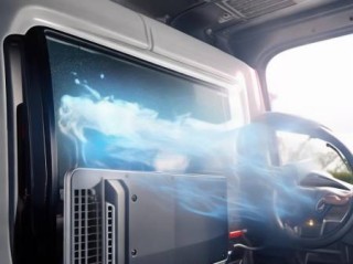 伊莱克斯空调客服热线指引分解@卡车电动独立空调：夏季出行必备，高效制冷新选择