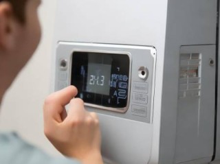 斯宝亚创热水器预约服务解读=热水器故障排查：没热水不显示原因及解决方法